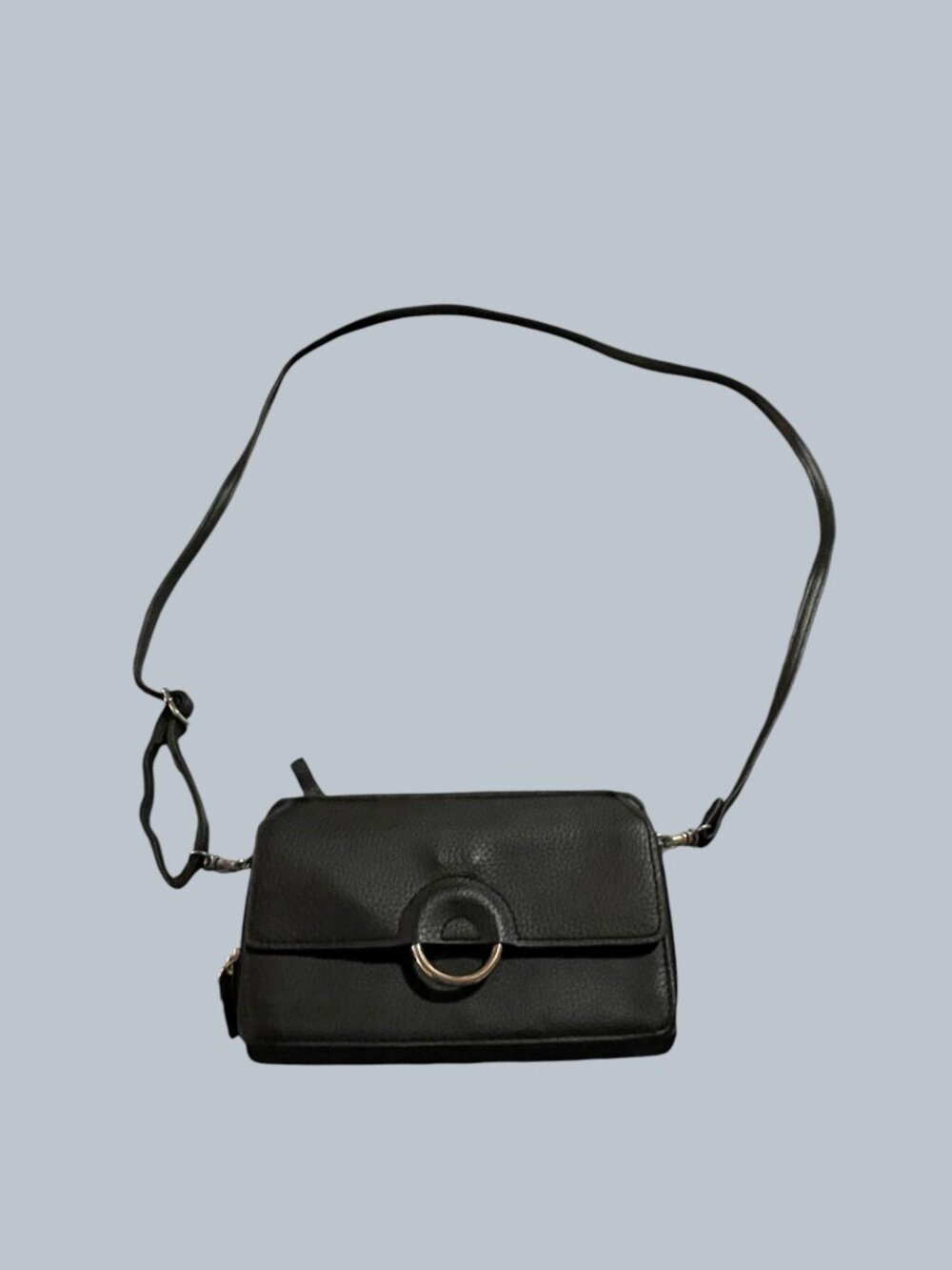 Black Crossbody Handbag with Silver Hardware and Detachable Strap 8'X4"